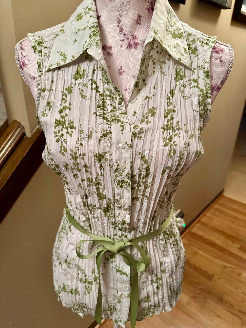 Fred David Sleeveless Blouse